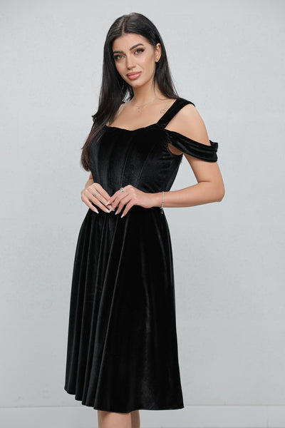 Rochie MBG neagra din catifea cu bust corsetat