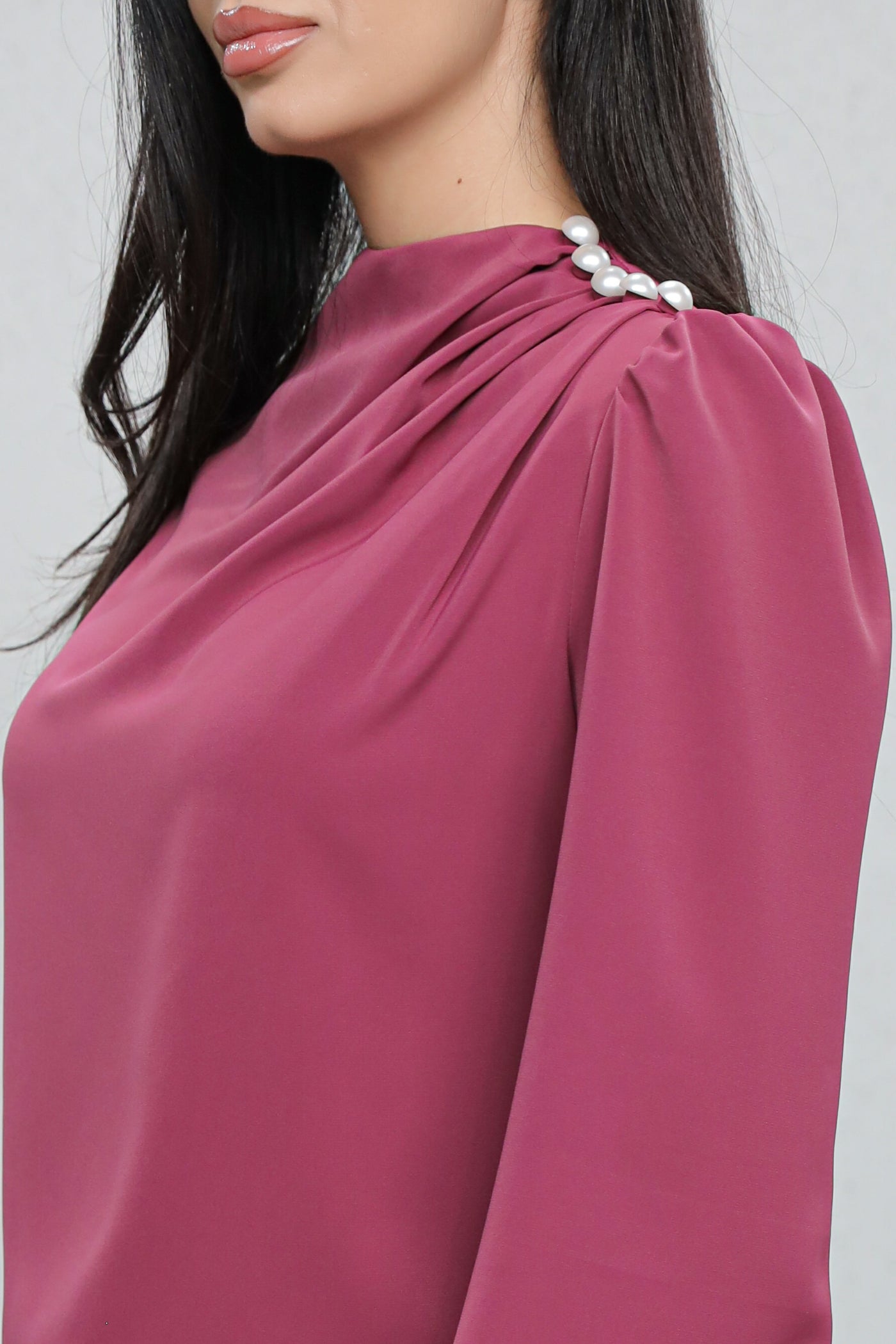 Bluza MBG pruna cu nasturi pe umăr