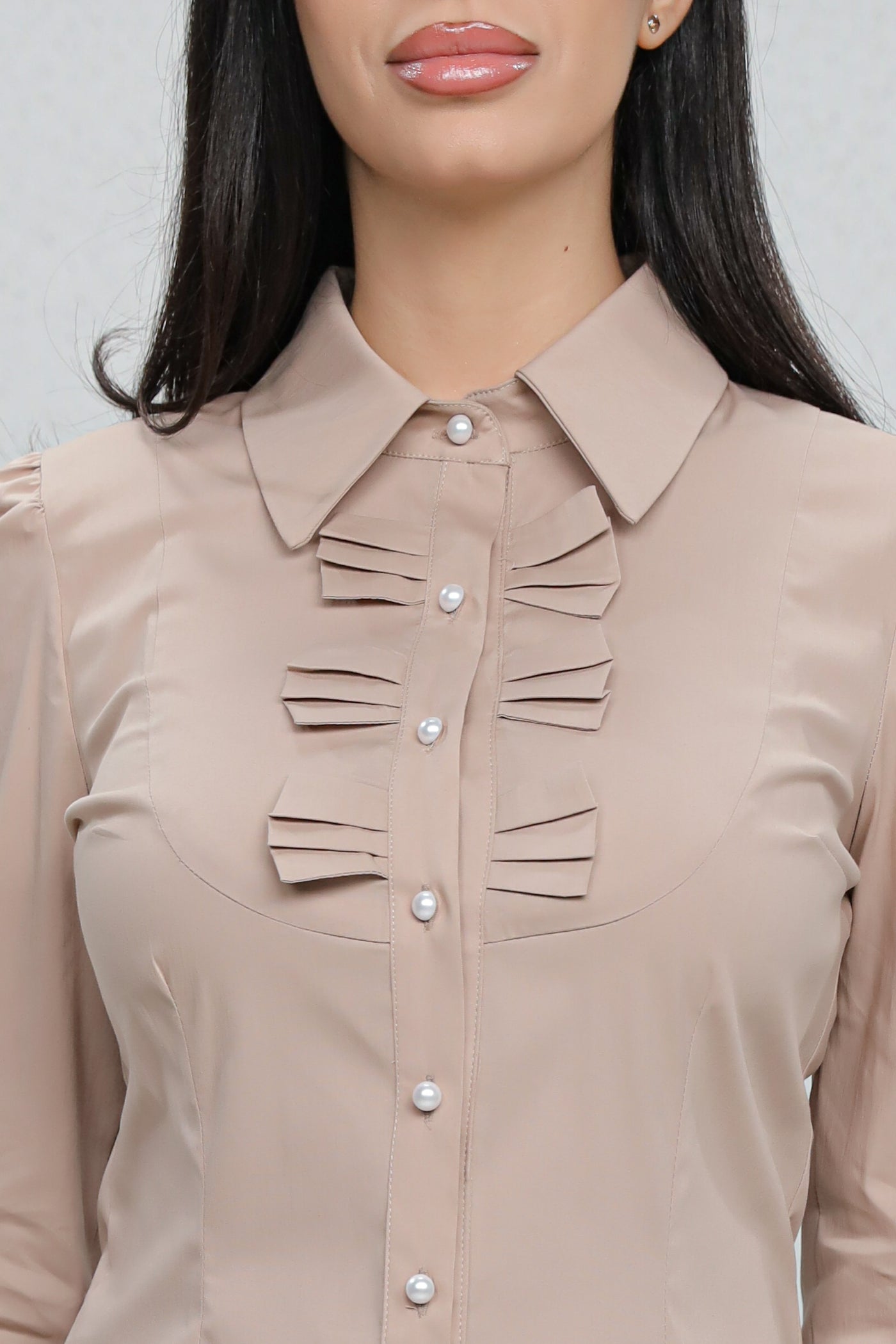 Camasa MBG bej cu funde pe bust