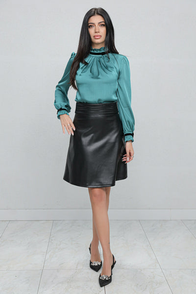 Fusta MBG neagra din piele ecologica cu talie inalta si pliuri