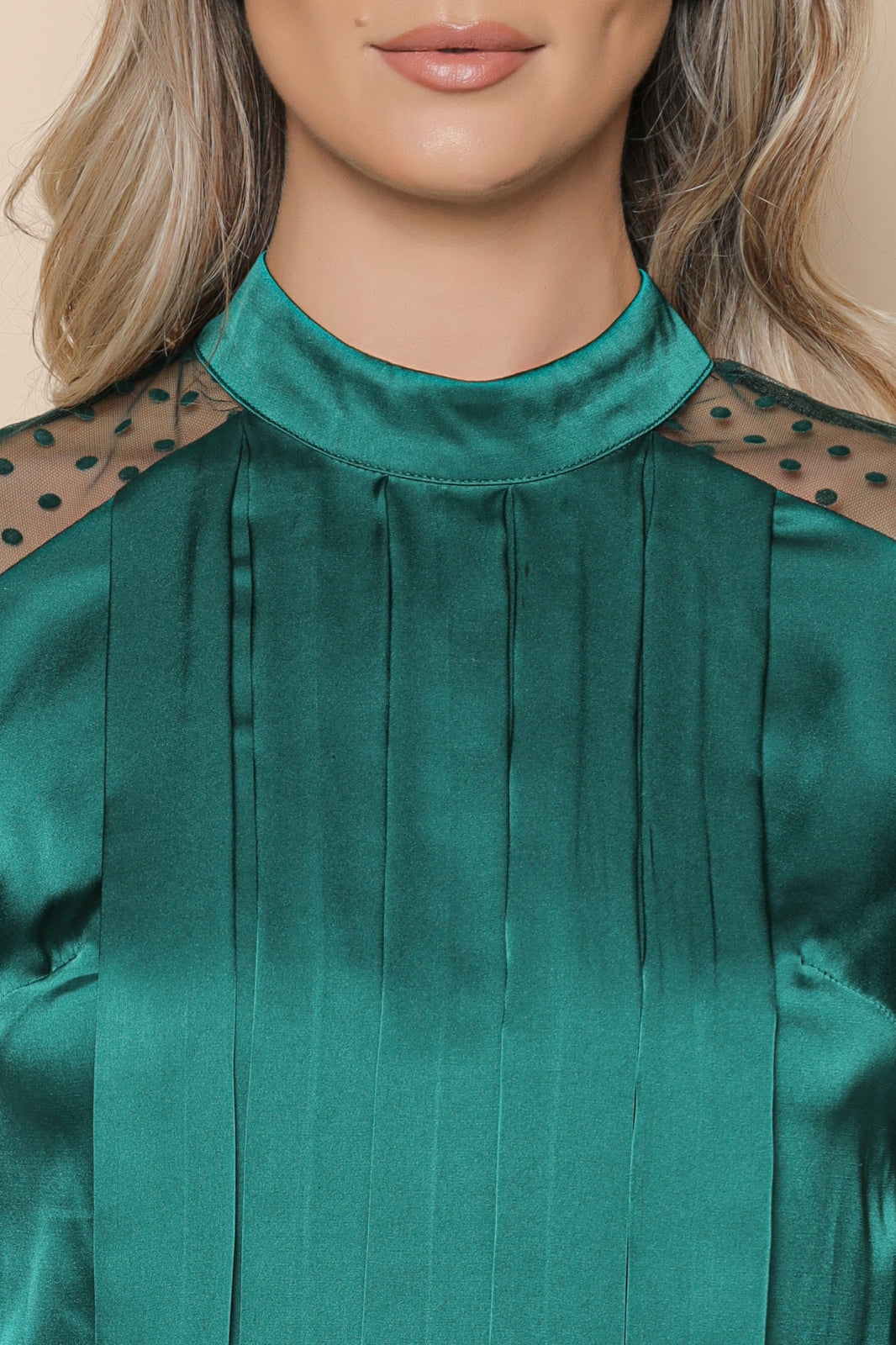 Bluza MBG eleganta verde din satin cu pliuri pe bust