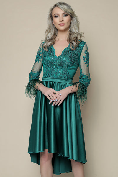 Rochie MBG verde cu broderie pe bust si fulgi la maneca