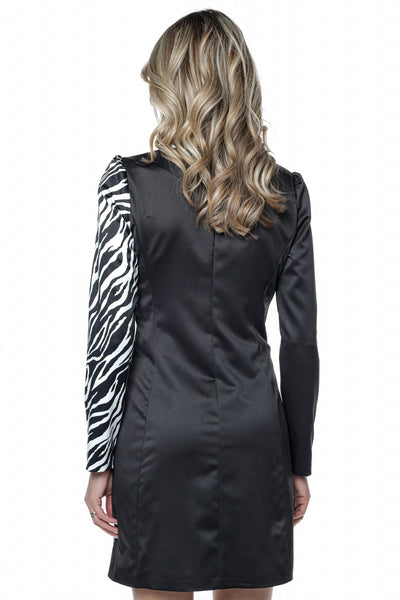 Rochie MBG neagra tip sacou cu o parte zebra